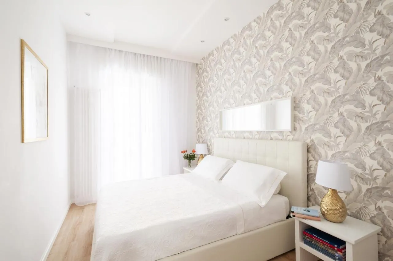 Traiano Luxury Home Bari 0*,  Italy