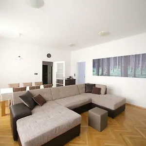 Skyscraper Tour As Apartamento Liubliana